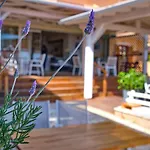 Houmis Apts&studios 3* Agios Georgios Pagon