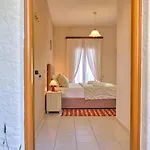 Houmis Apts&studios Gæstehus Agios Georgios Pagon