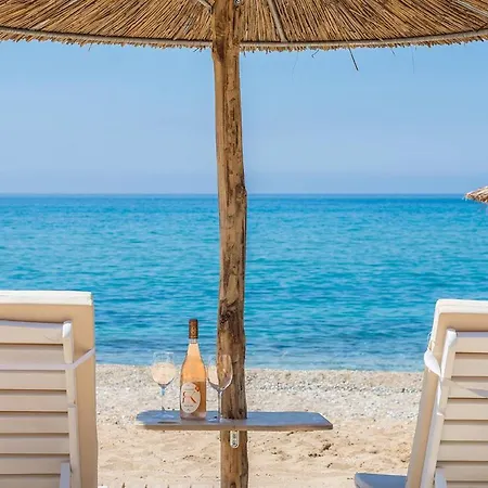 Houmis Apts & 3* Agios Georgios Pagon