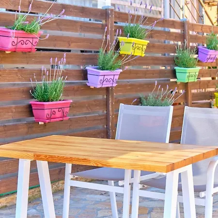 Pensjonat Houmis Apts & 3*