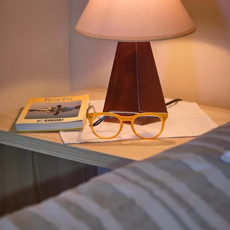 Guest house Houmis Apts &