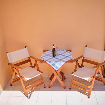 Houmis Apts & Guest house Agios Georgios Pagon