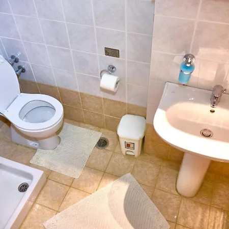 Pensiune Houmis Apts & 3*