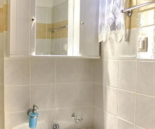 Гостевой дом Houmis Apts &