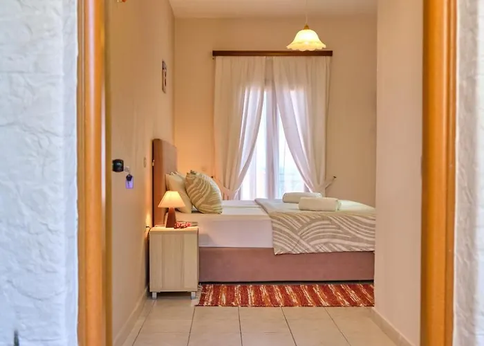 Houmis Apts & Гостевой дом Агиос-Георгиос-Пагон